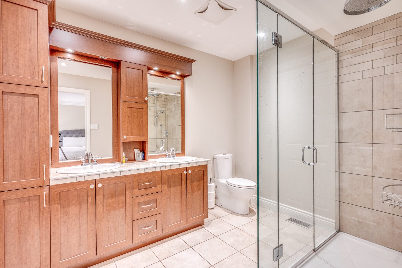 Salle de bains attenante à la CCP